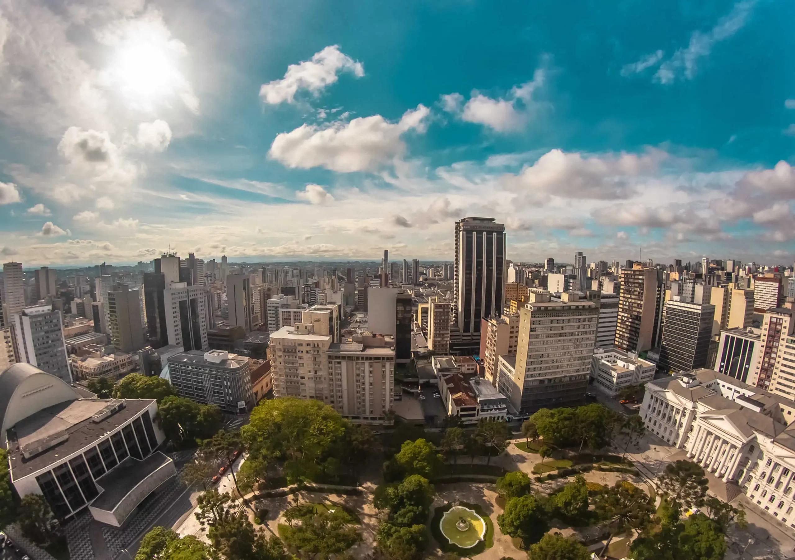 Melhores Bairros de Curitiba 2026: Ranking por Perfil