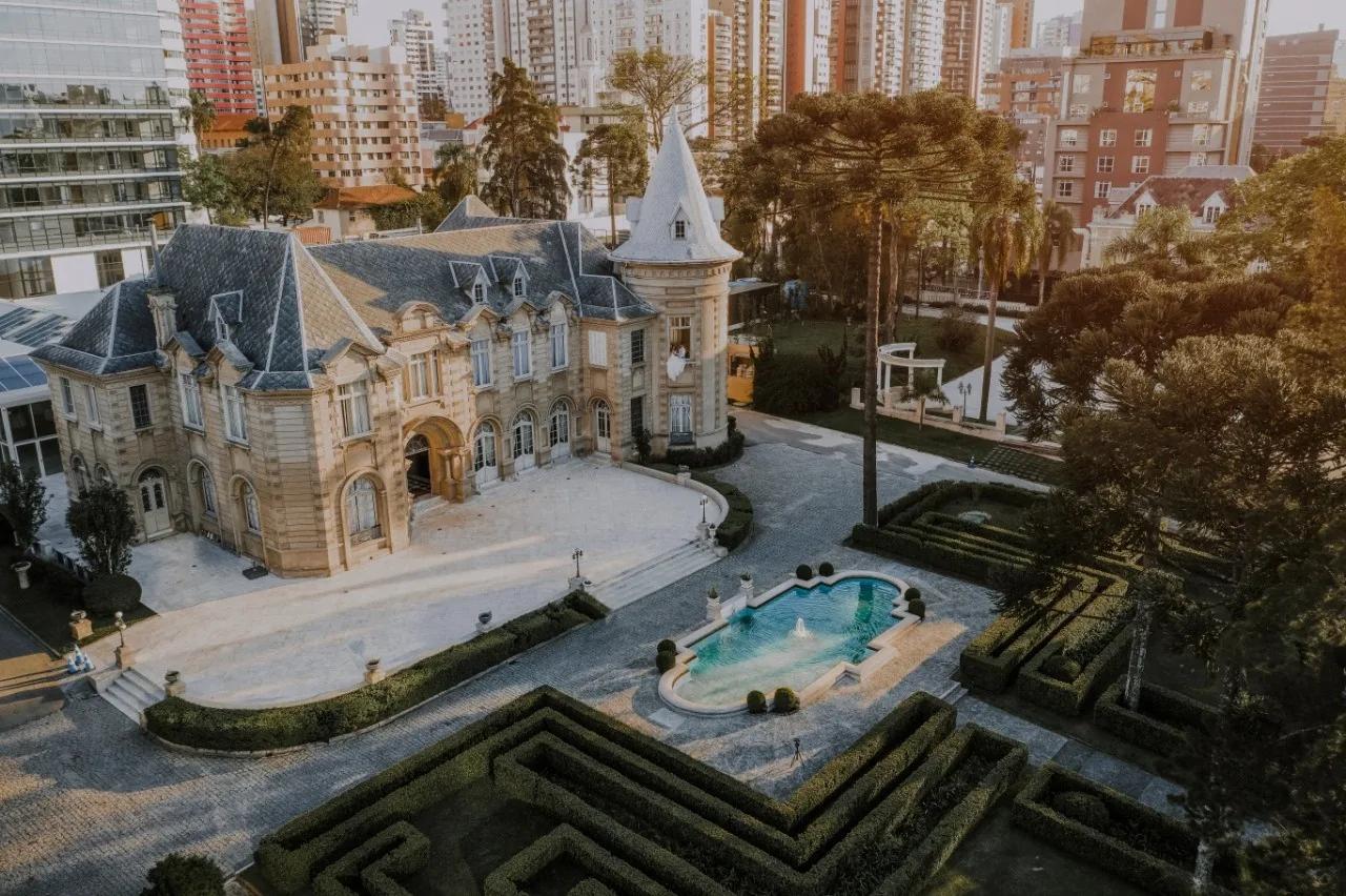 Imagem de capa: Quanto Custa Morar no Batel (Curitiba) em 2026